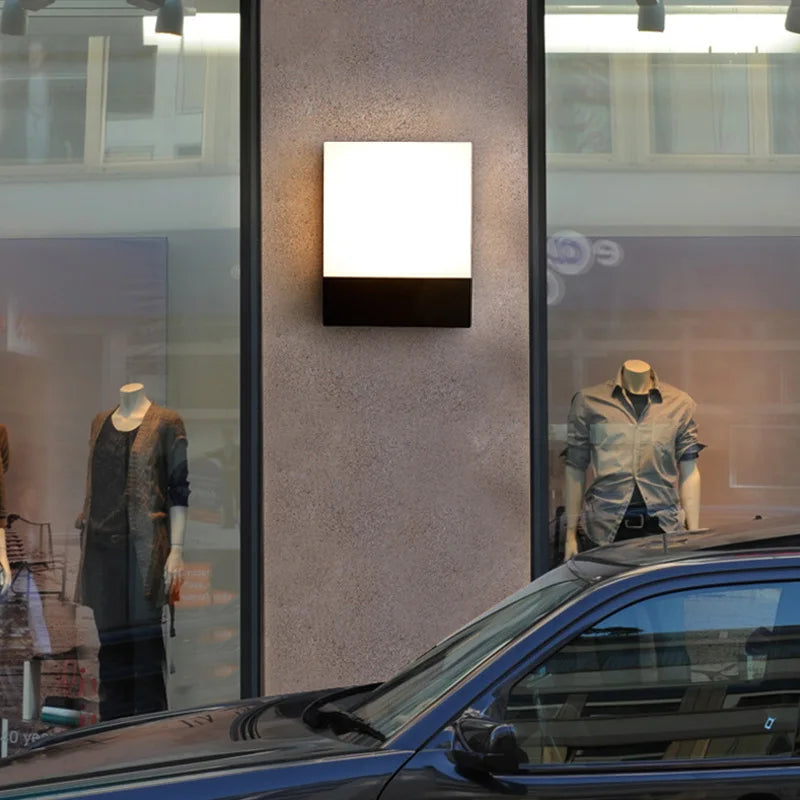 Outdoor LED Wall Light, 18W, IP65 Waterproof