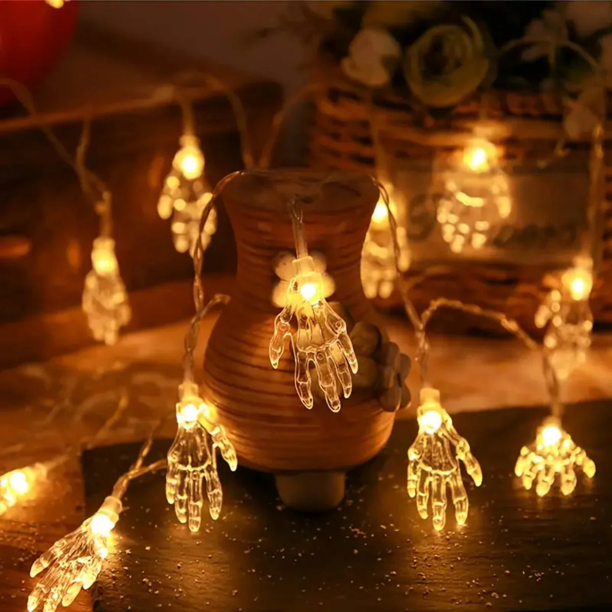 20 LED Halloween Skeleton Hand String Light, Battery Powered